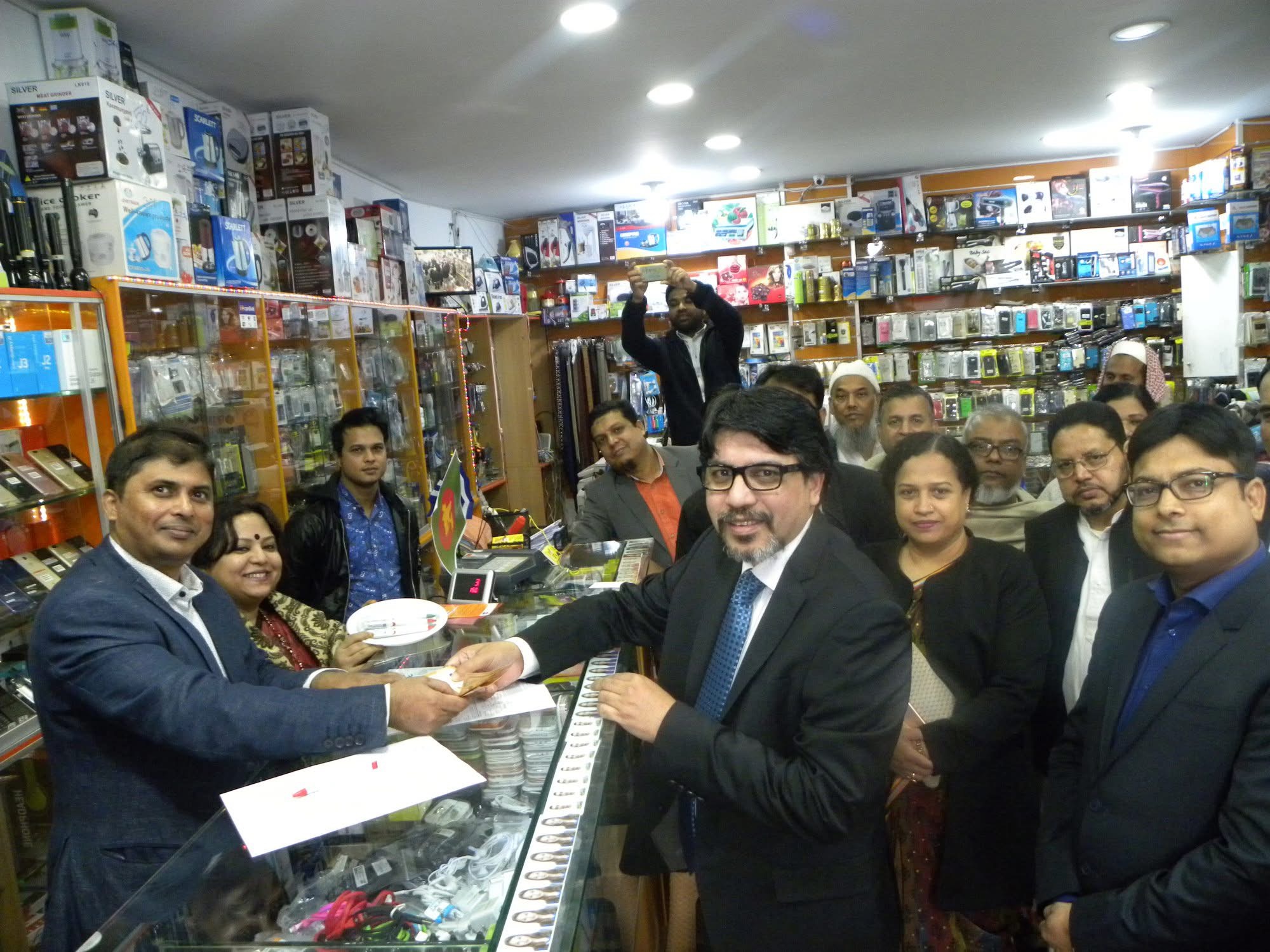 Customers and staff at Smart Mobile